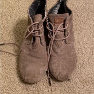 Tom lace up bootie wedges